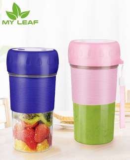 เครื่องปั่นน้ำผลไม้มินิไฟฟ้าแบบพกพาที่มีชาร์จ USB /ถ้วยคั้นน้ำผลไม้/ถ้วยคั้นผลไม้เดินทางกลางแจ้งขนาดเล็ก BPA ฟรี (สีฟ้า/ชมพู)/Portable Mini Fruit Squeezer Cup with USB Charging